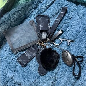Marble Black Keychain Set & Accessories